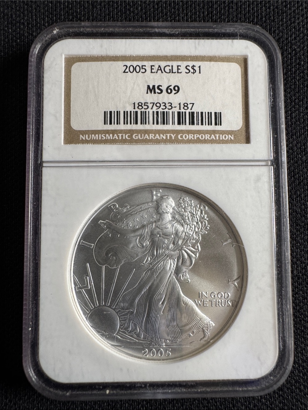 2005 American Silver Eagle MS69 - Clear Silver Certified Coin
